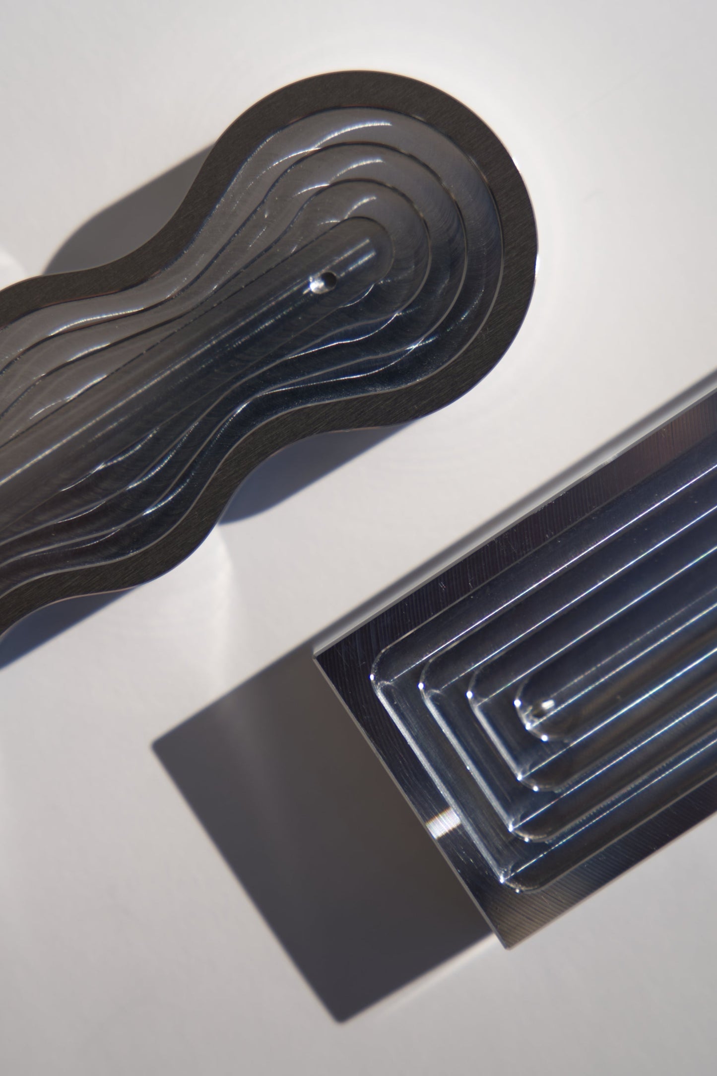 Metal Incense Holder - wave